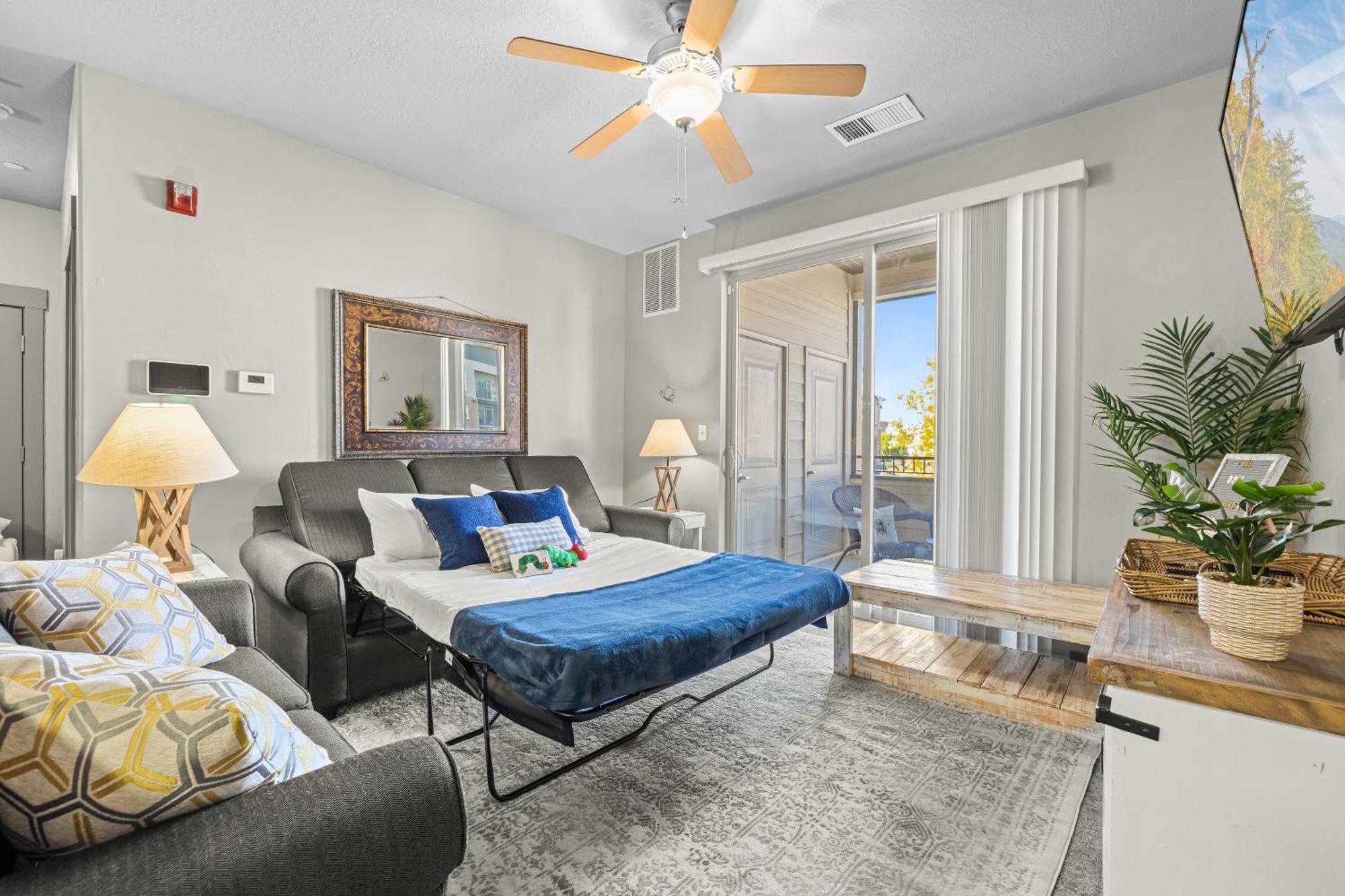 Butterfly Themed Kings Apartment With Private Garage & Access To Lux Hot Tub, Bbq & Gym South Jordan Buitenkant foto